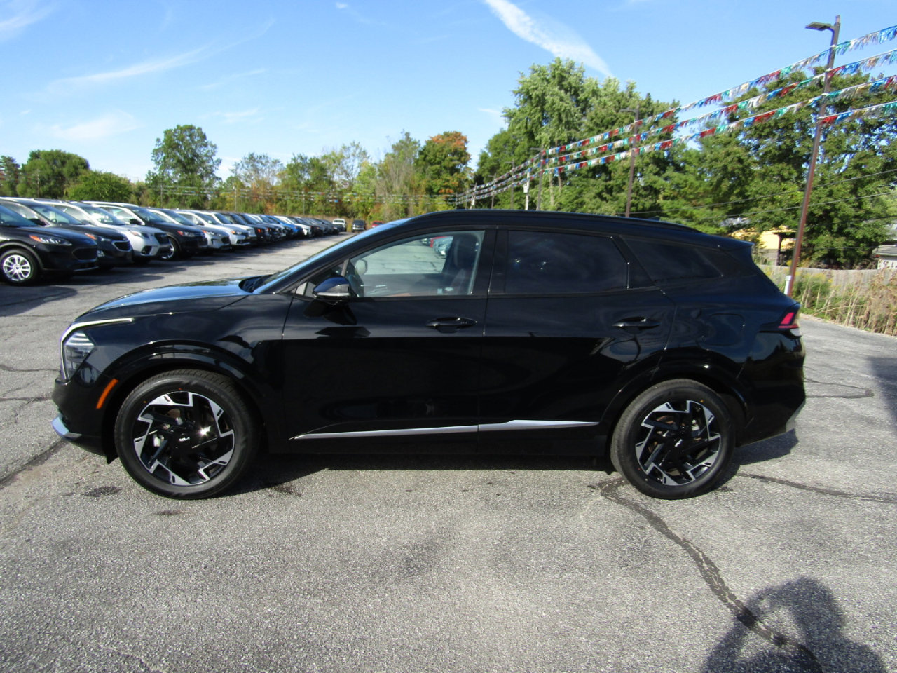 Used 2023 Kia Sportage SX image 4