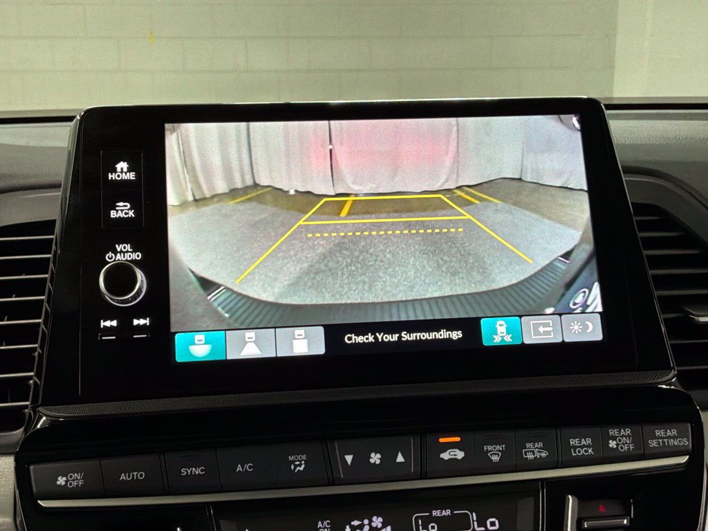 Certified 2026 Honda Odyssey Touring image 18