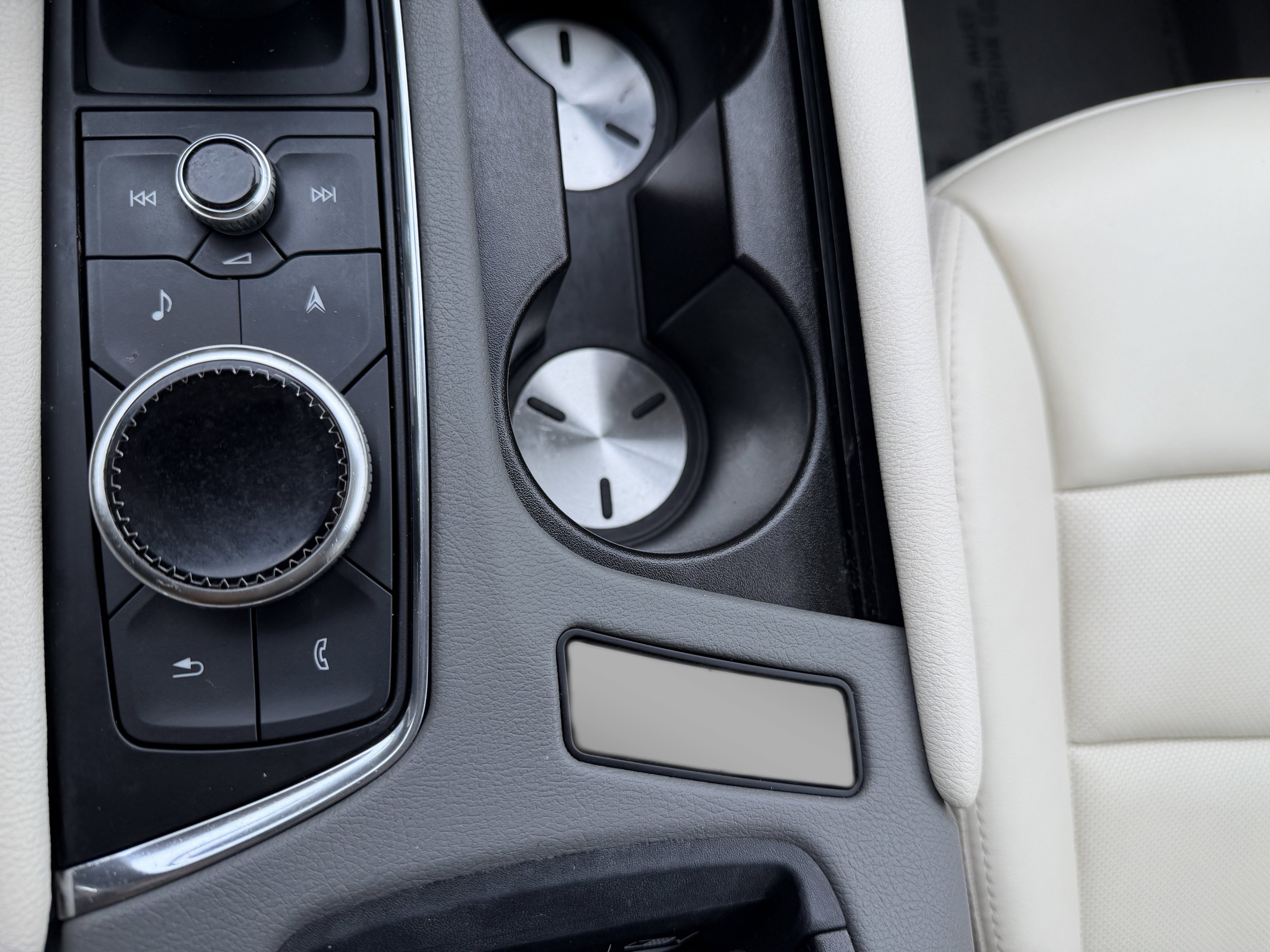 Used 2023 Cadillac XT5 Premium Luxury image 35