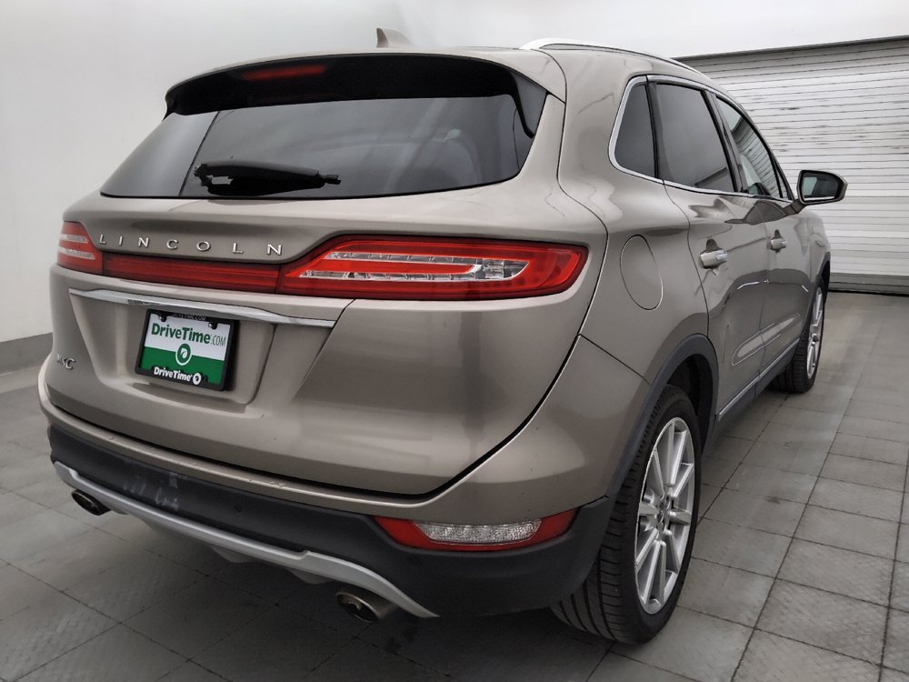 Used 2019 Lincoln MKC Reserve FWD image 9