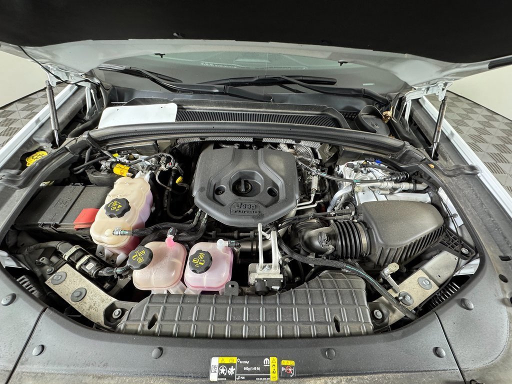 Used 2023 Jeep Grand Cherokee Overland w/ Rear Seat Video Group I image 11