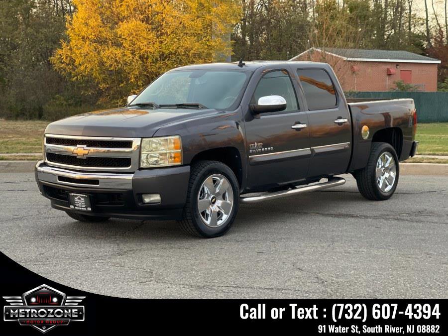 Used 2011 Chevrolet Silverado 1500 LT w/ Texas Edition RWD image 5