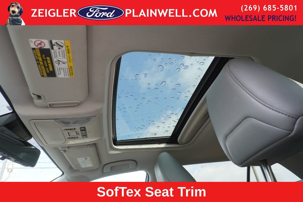 Used 2019 Toyota RAV4 Limited image 19