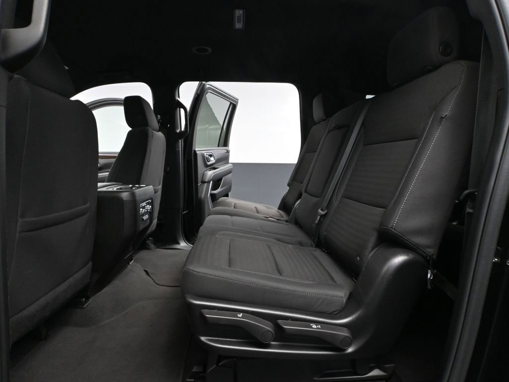Used 2024 GMC Yukon XL SLE image 39