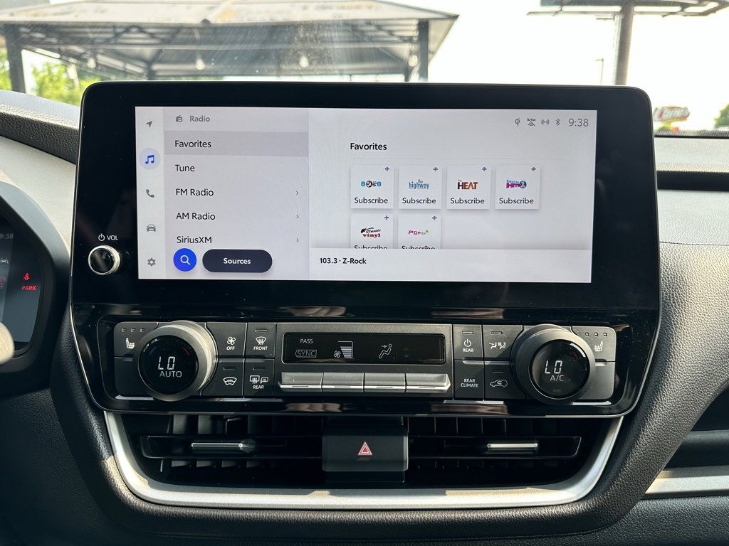 Used 2024 Toyota Grand Highlander XLE image 6