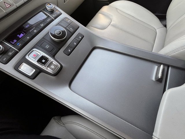 Used 2022 Hyundai Palisade SEL w/ 8P Bench Seat Package image 19