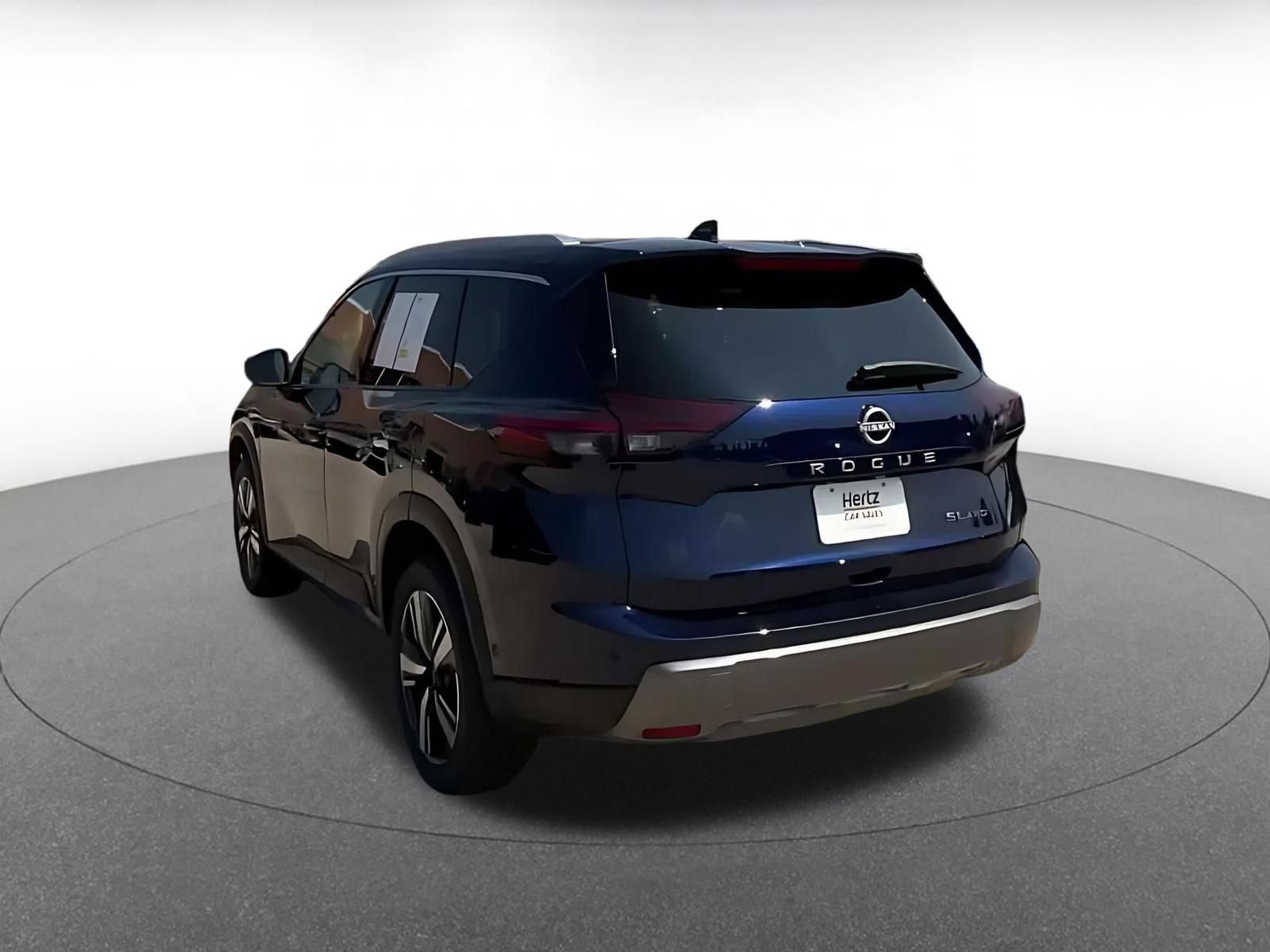 Used 2026 Nissan Rogue SL AWD/4WD image 11