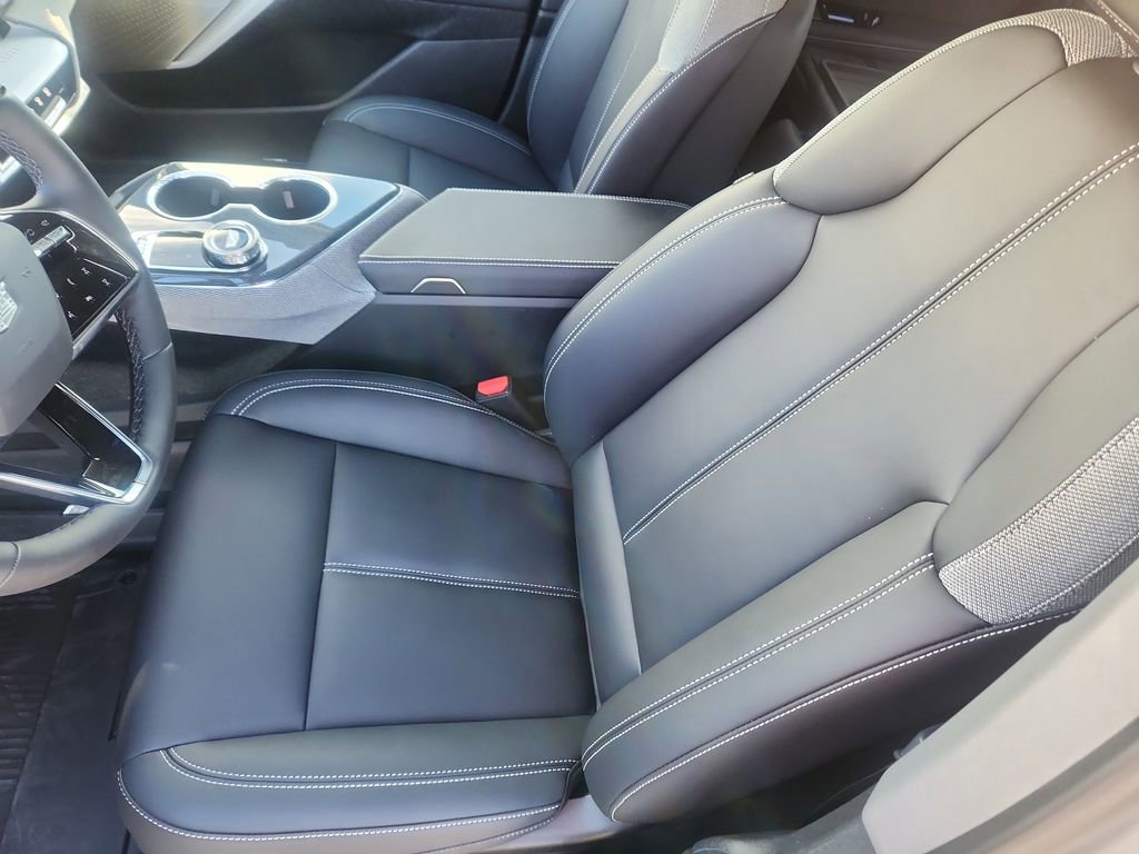 New 2026 Cadillac Optiq Sport 1 w/ LPO, Floor Liner Package image 9