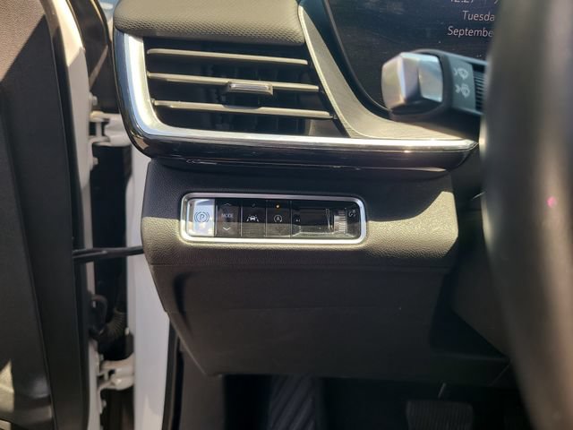 Used 2024 Buick Envision Preferred AWD/4WD image 17