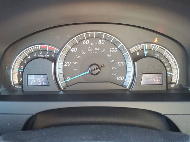 Used 2014 Toyota Camry SE w/ Moonroof Package image 24