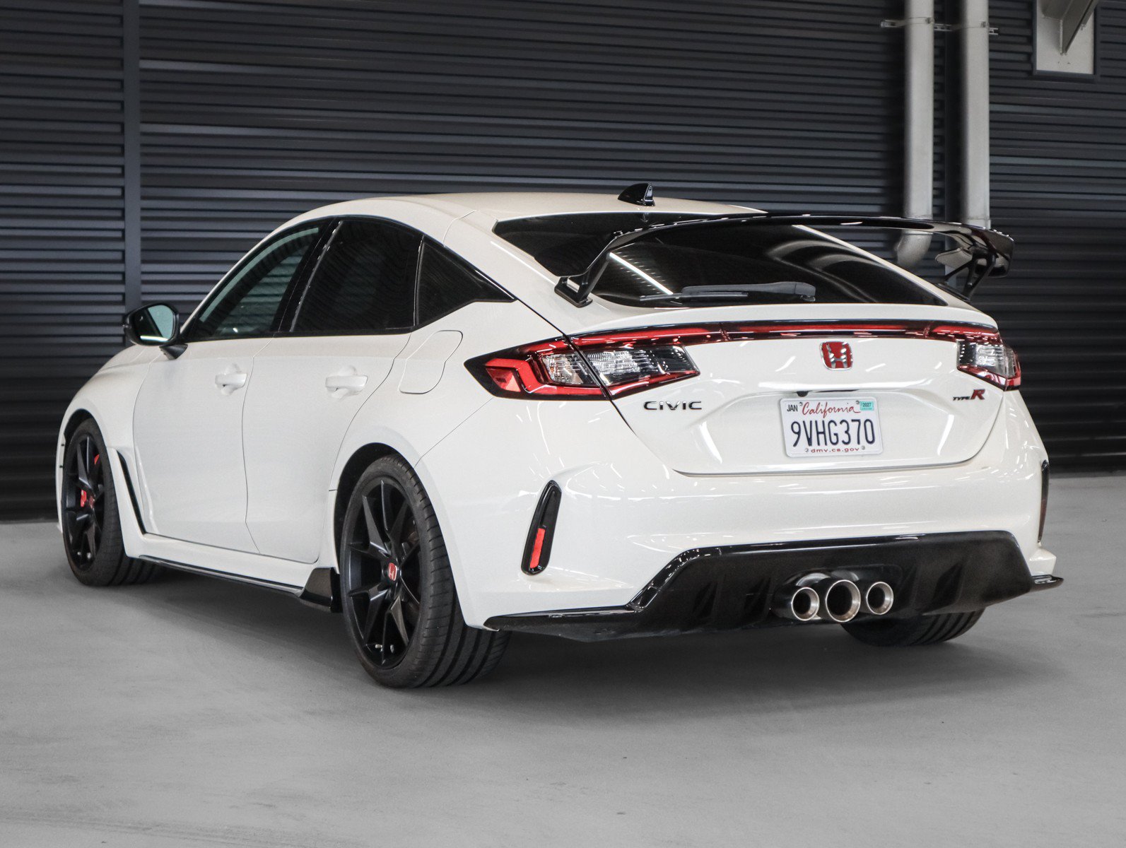 Used 2025 Honda Civic Type R image 2