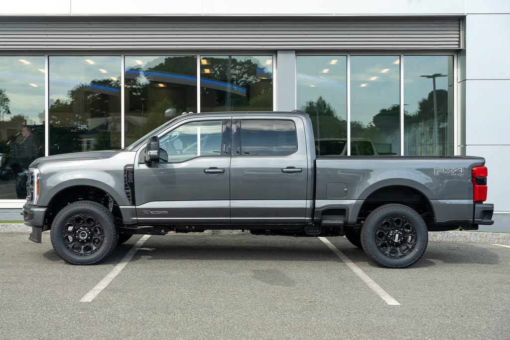 New 2026 Ford F250 Lariat w/ Black Appearance Package AWD/4WD image 3