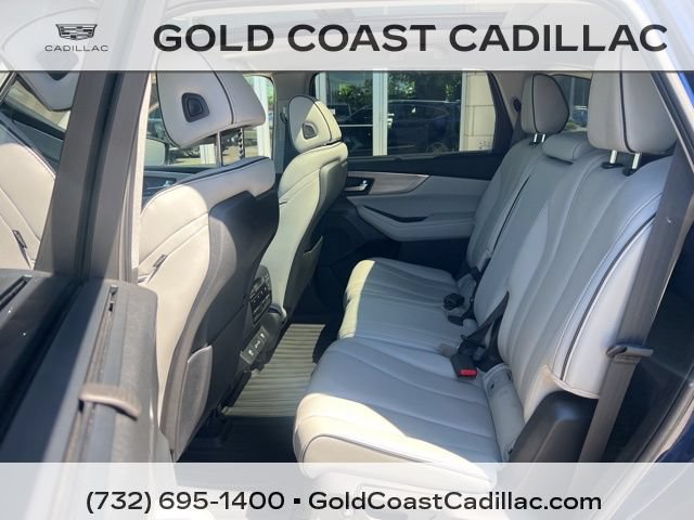 Used 2024 Acura MDX SH-AWD w/ Advance Package image 16