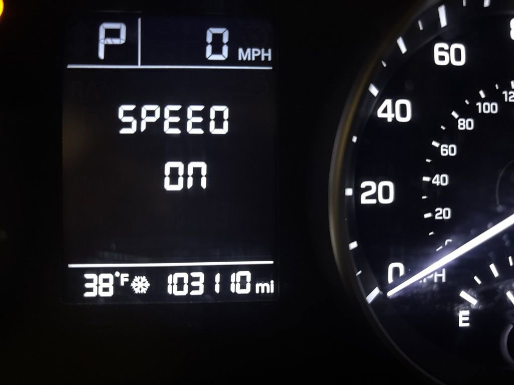 Used 2018 Hyundai Elantra SE w/ Cargo Package image 11