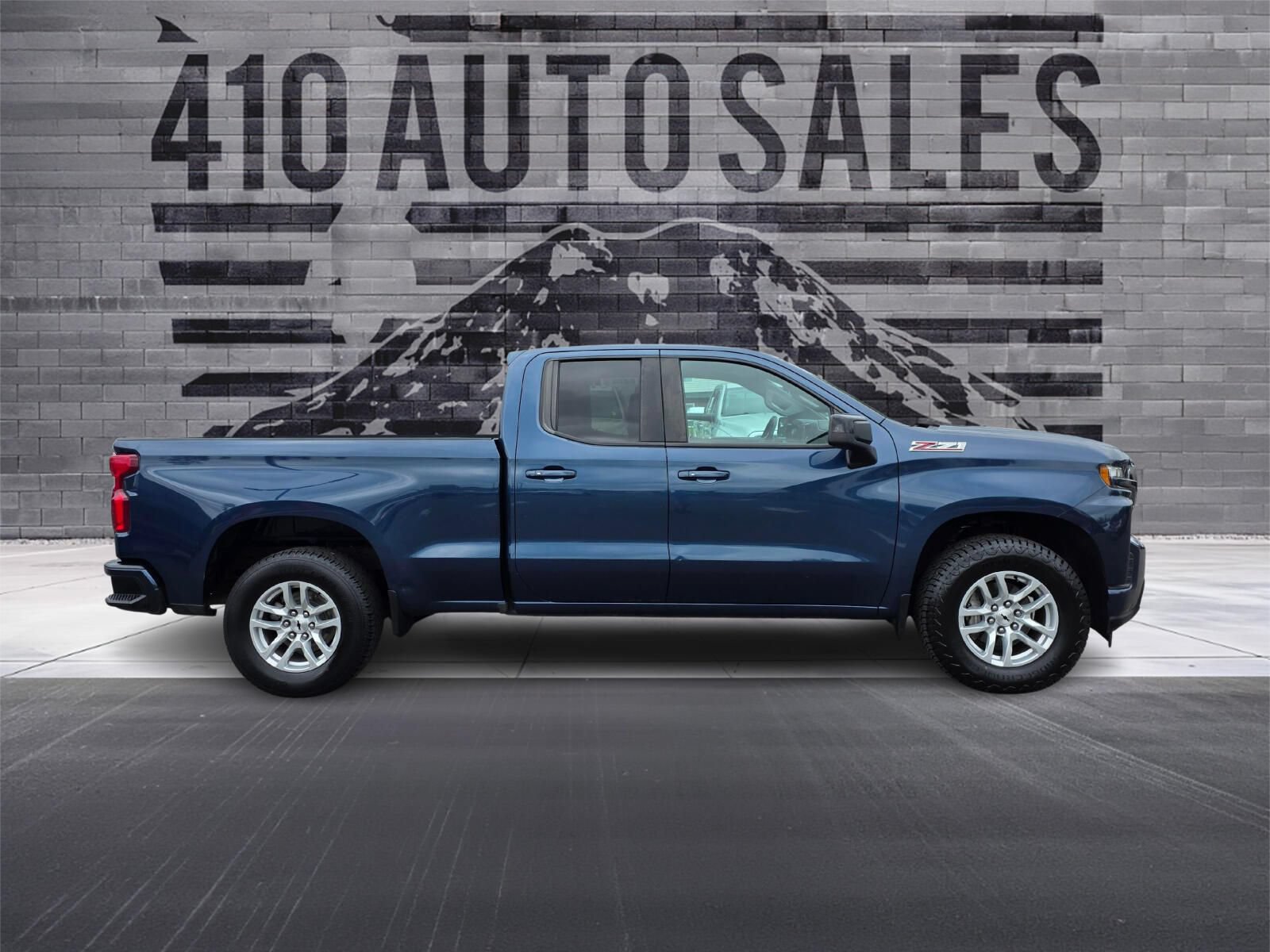 Used 2019 Chevrolet Silverado 1500 RST w/ All-Star Edition AWD/4WD image 2