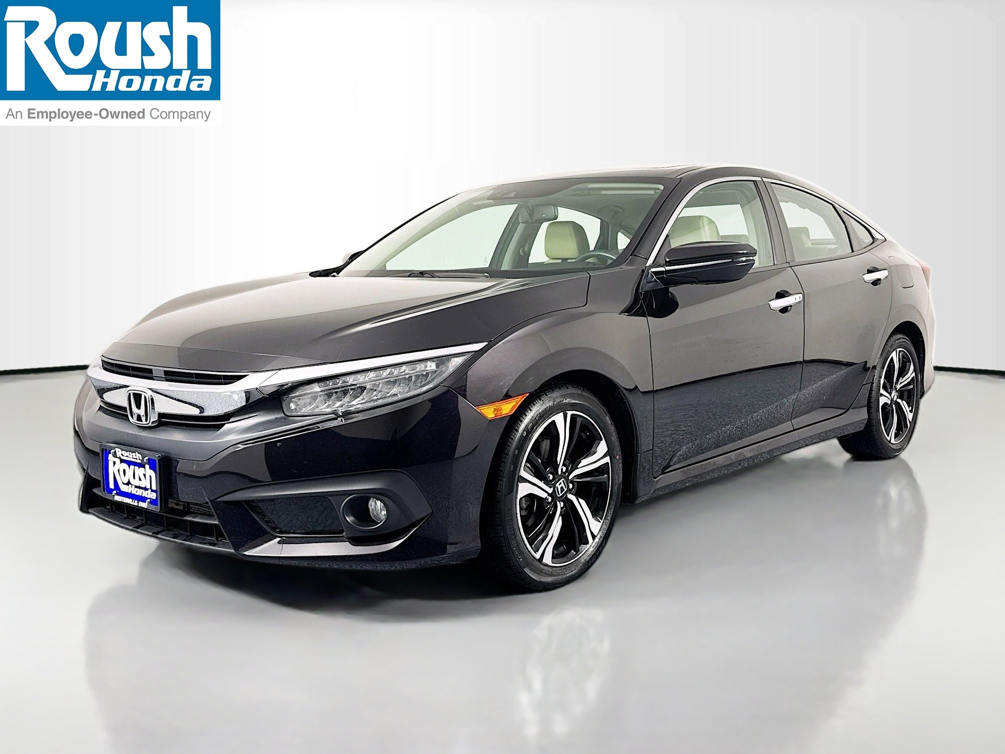 Used 2016 Honda Civic Touring image 1