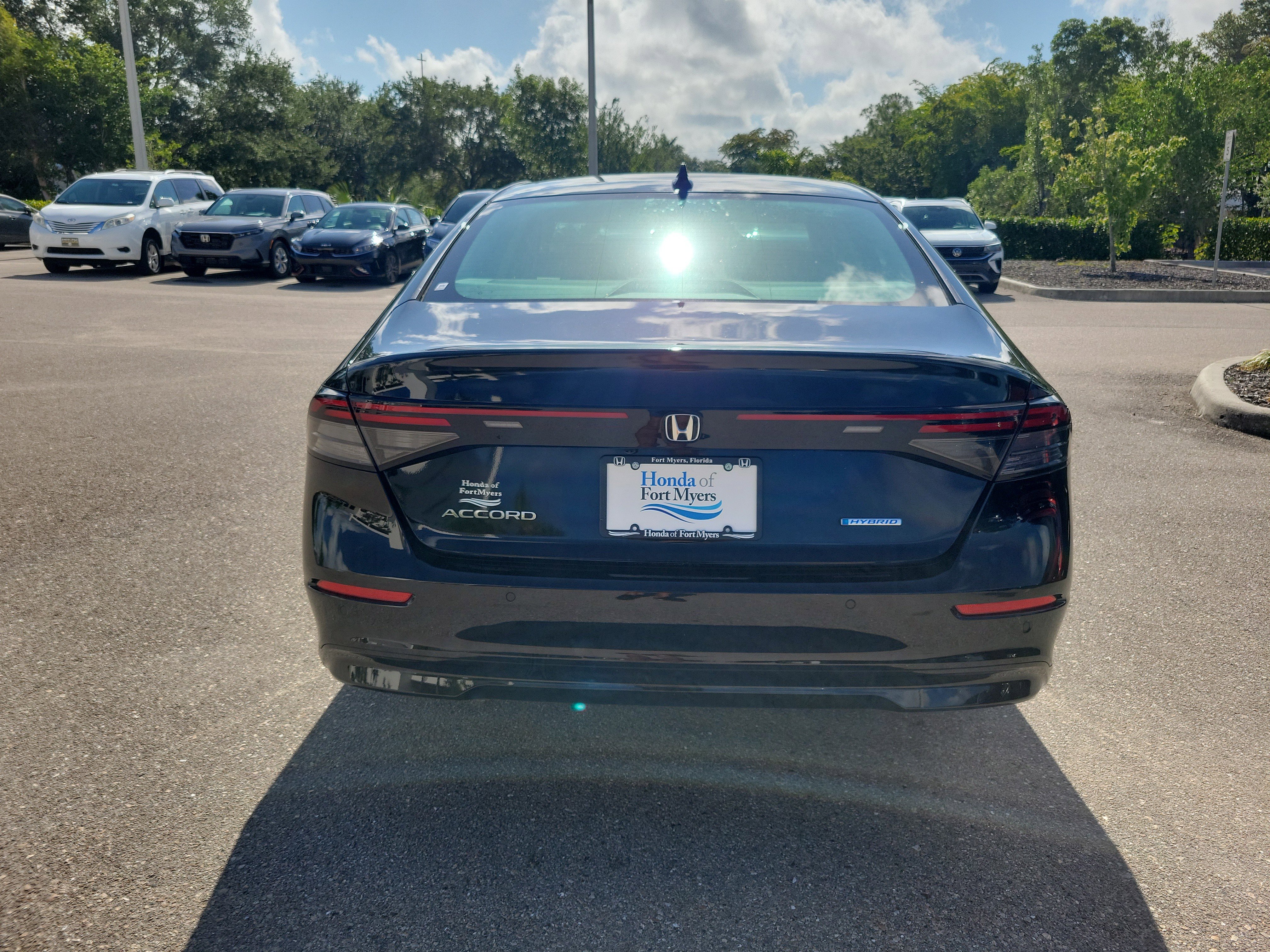 Used 2023 Honda Accord EX-L image 5