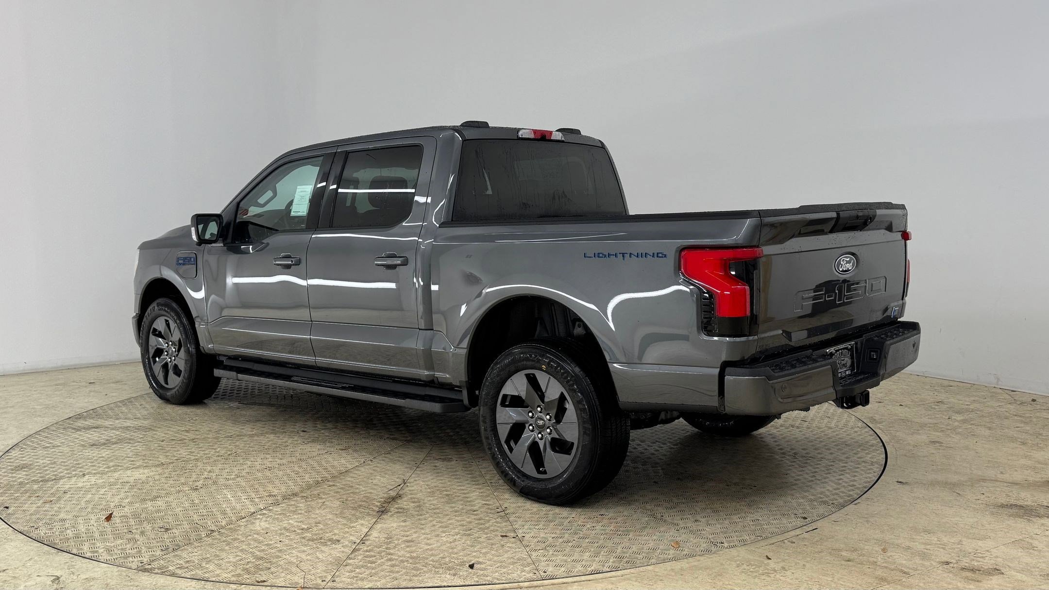 New 2025 Ford F150 Lightning Flash image 3