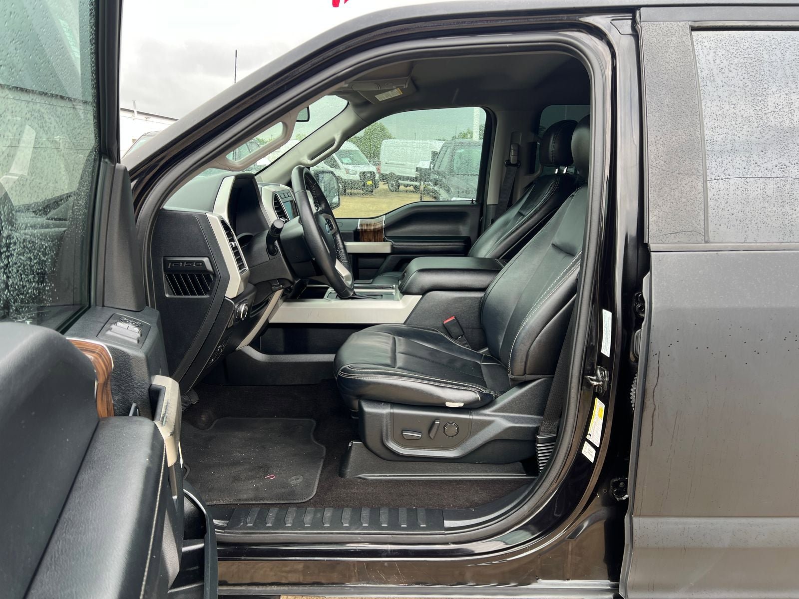 Used 2020 Ford F150 Lariat RWD image 16