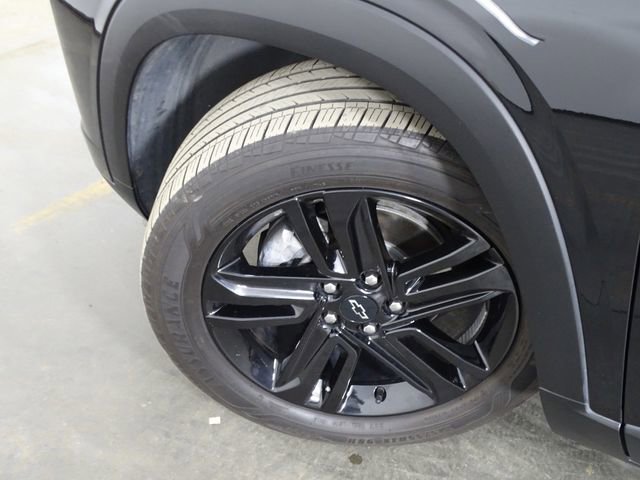 Used 2024 Chevrolet Trax ACTIV w/ Sunroof Package FWD image 34