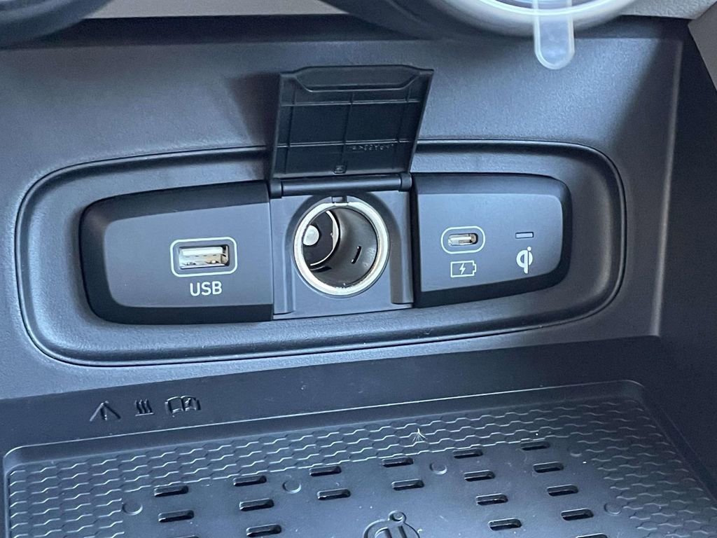 New 2026 Hyundai Venue SEL image 28