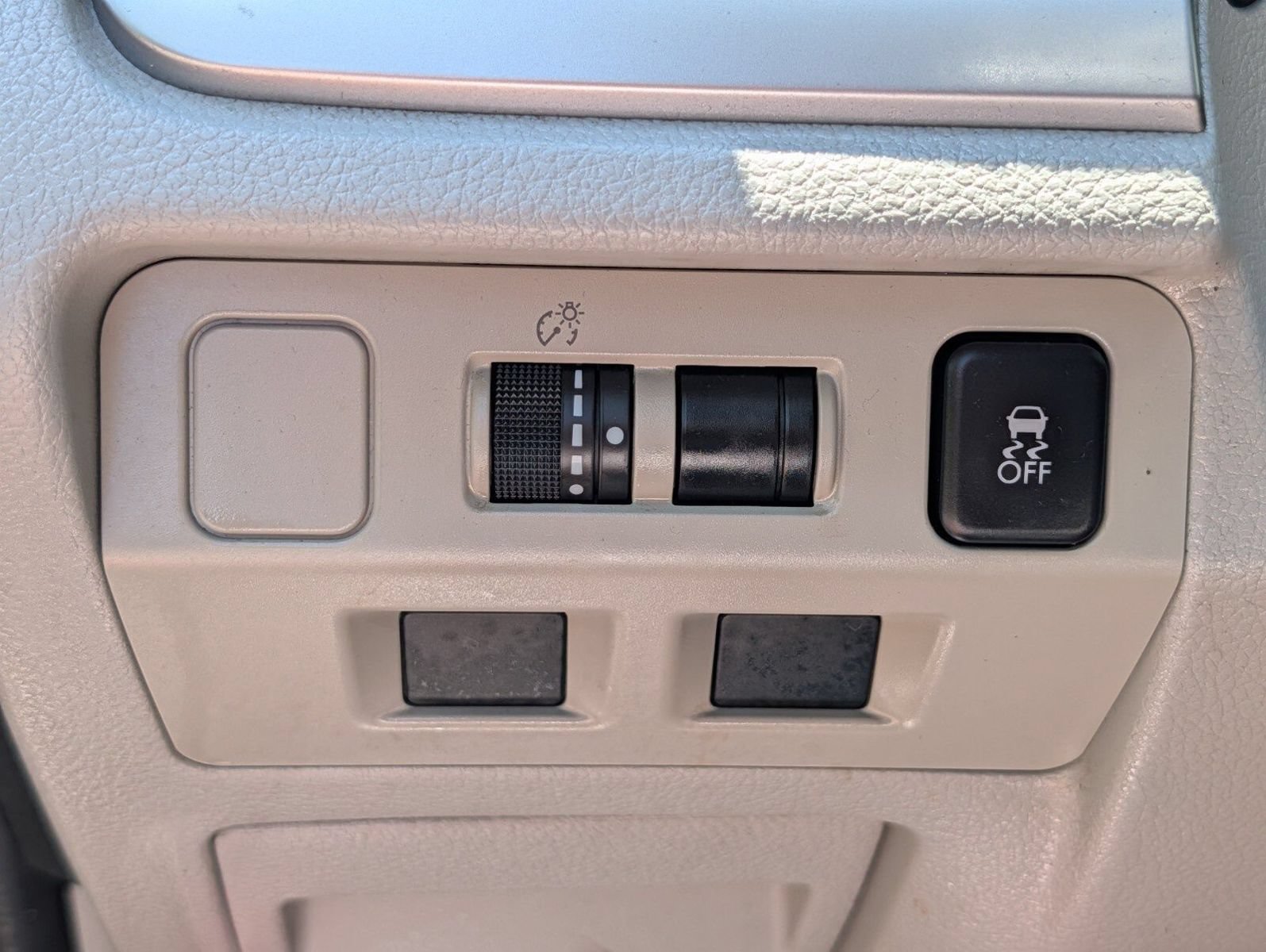 Used 2018 Subaru Forester 2.5i w/ Alloy Wheel Package AWD/4WD image 8