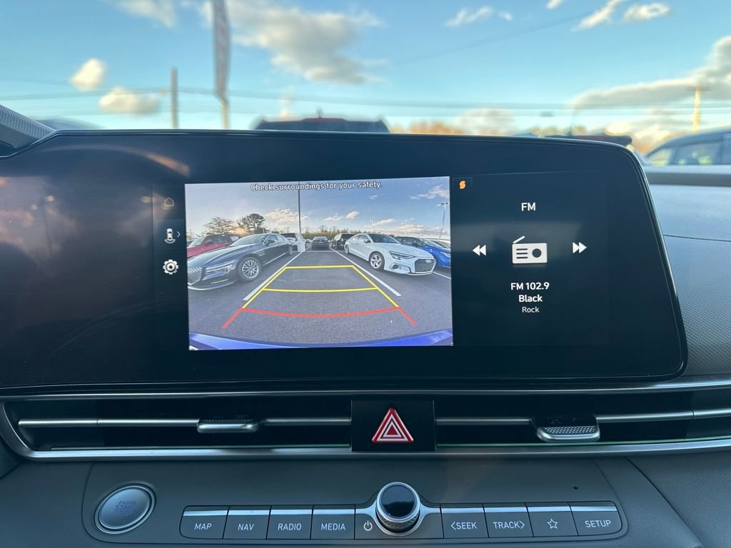 Used 2024 Hyundai Elantra SEL image 26