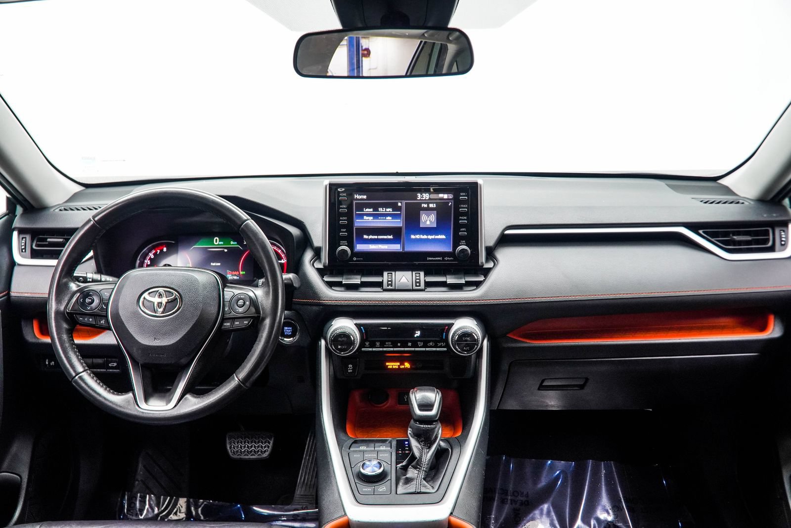 Used 2020 Toyota RAV4 Adventure w/ Convenience Package AWD/4WD image 5