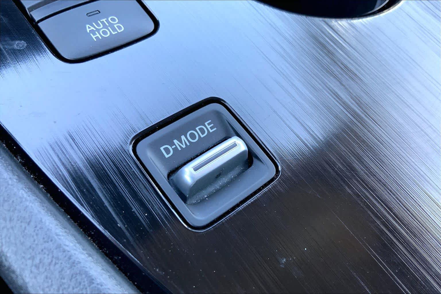 Used 2025 Nissan Rogue SV FWD image 35