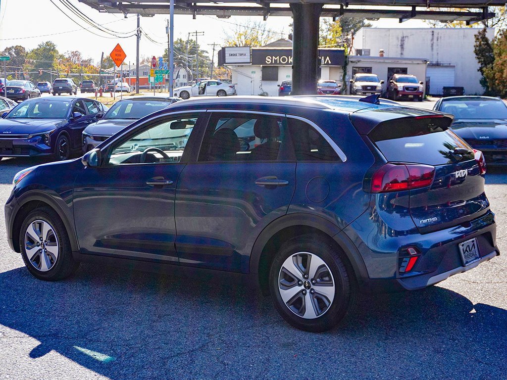 Used 2022 Kia Niro LX image 6