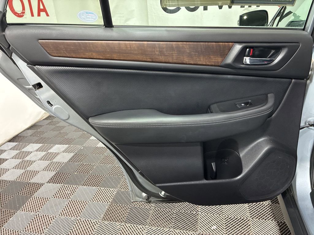 Used 2015 Subaru Outback 2.5i Limited image 19