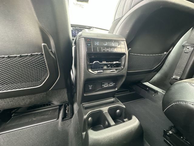 Used 2023 Jeep Grand Cherokee L Laredo image 23