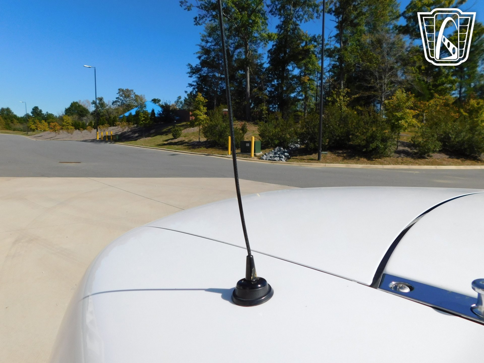 Used 1990 MAZDA MX-5 Miata image 4