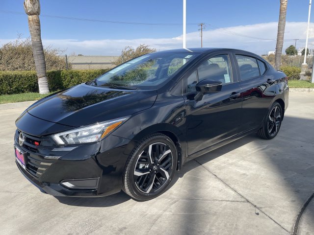 Used 2025 Nissan Versa SR w/ Trunk Package FWD image 4