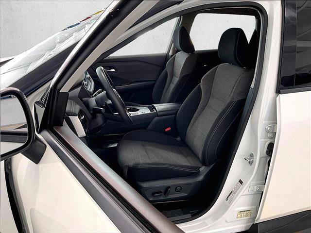 Used 2021 Nissan Rogue SV FWD image 27