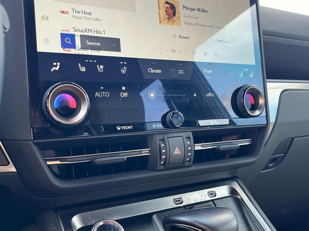 Used 2024 Lexus GX 550 550 Premium image 39