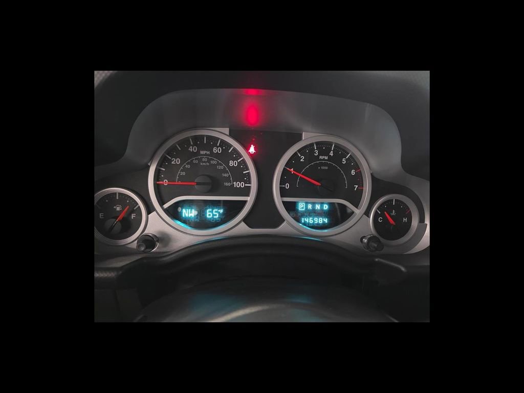 Used 2010 Jeep Wrangler Unlimited Sport AWD/4WD image 15