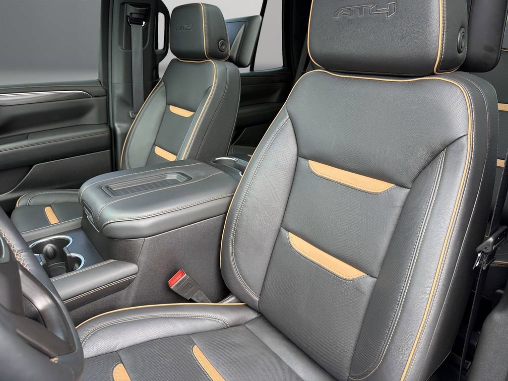 Used 2024 GMC Yukon AT4 w/ AT4 Premium Package AWD/4WD image 14