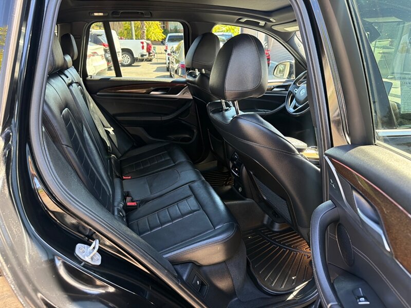 Used 2018 BMW X3 xDrive30i AWD/4WD image 26