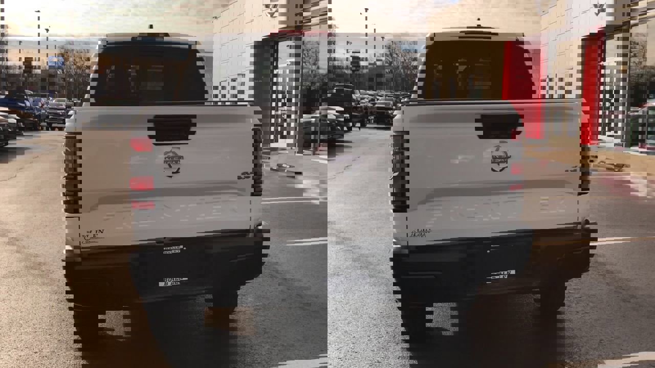 New 2026 Nissan Frontier S image 7