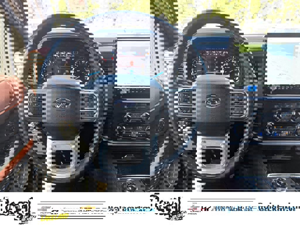 Used 2024 Ford Expedition Limited image 12