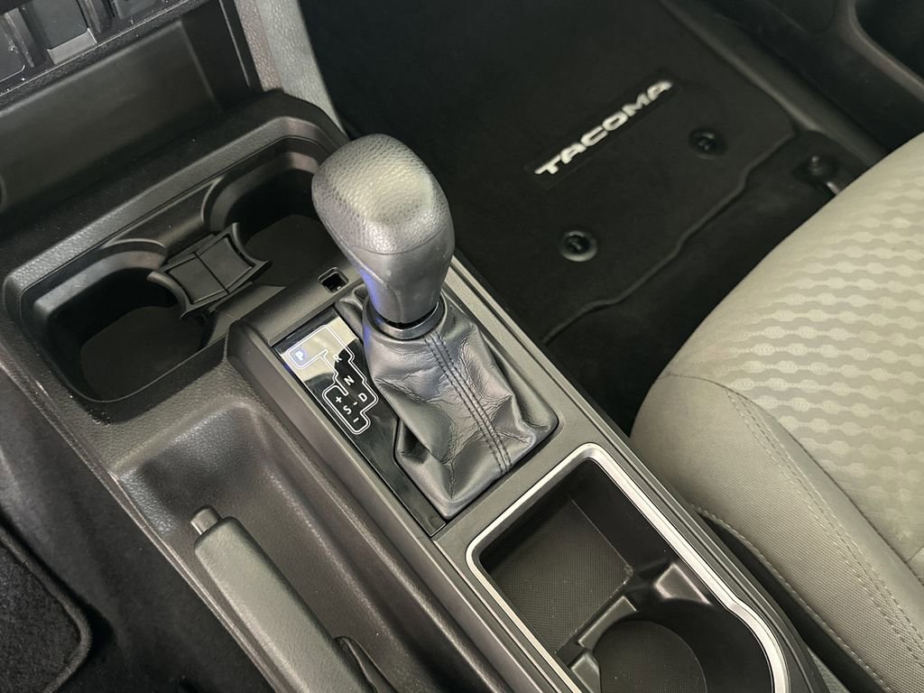 Used 2022 Toyota Tacoma SR RWD image 26
