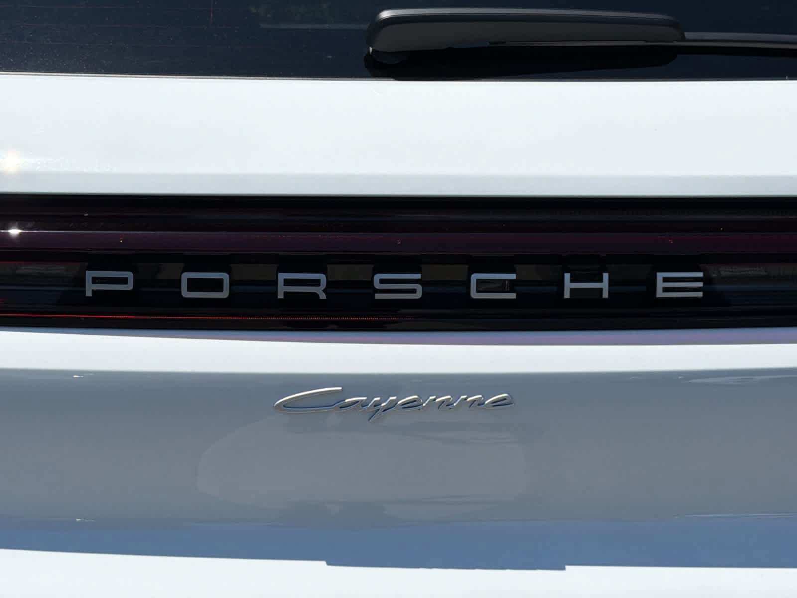 New 2026 Porsche Cayenne AWD/4WD image 32