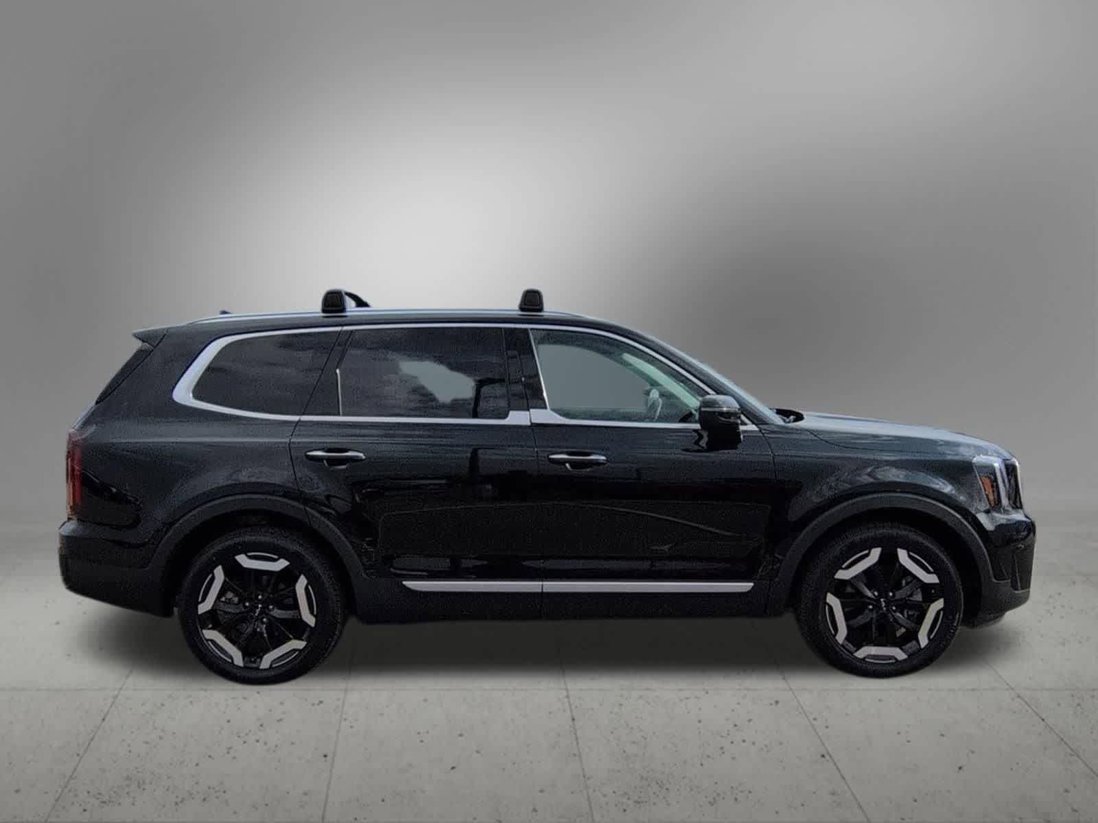 Used 2023 Kia Telluride S AWD/4WD image 7
