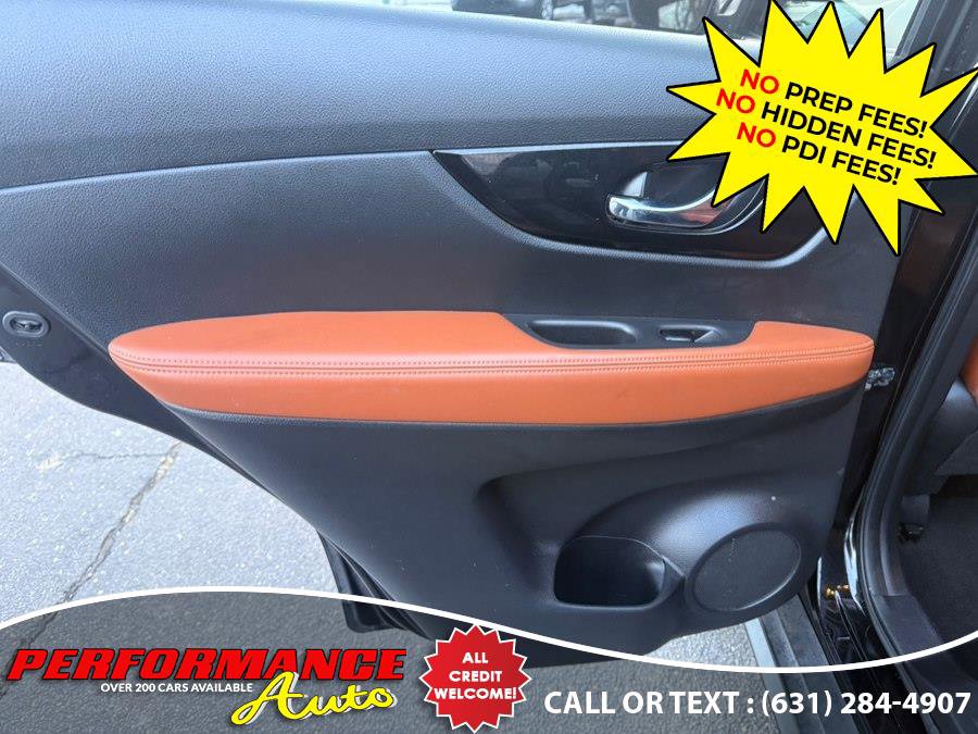 Used 2017 Nissan Rogue SL w/ SL Premium Package image 27