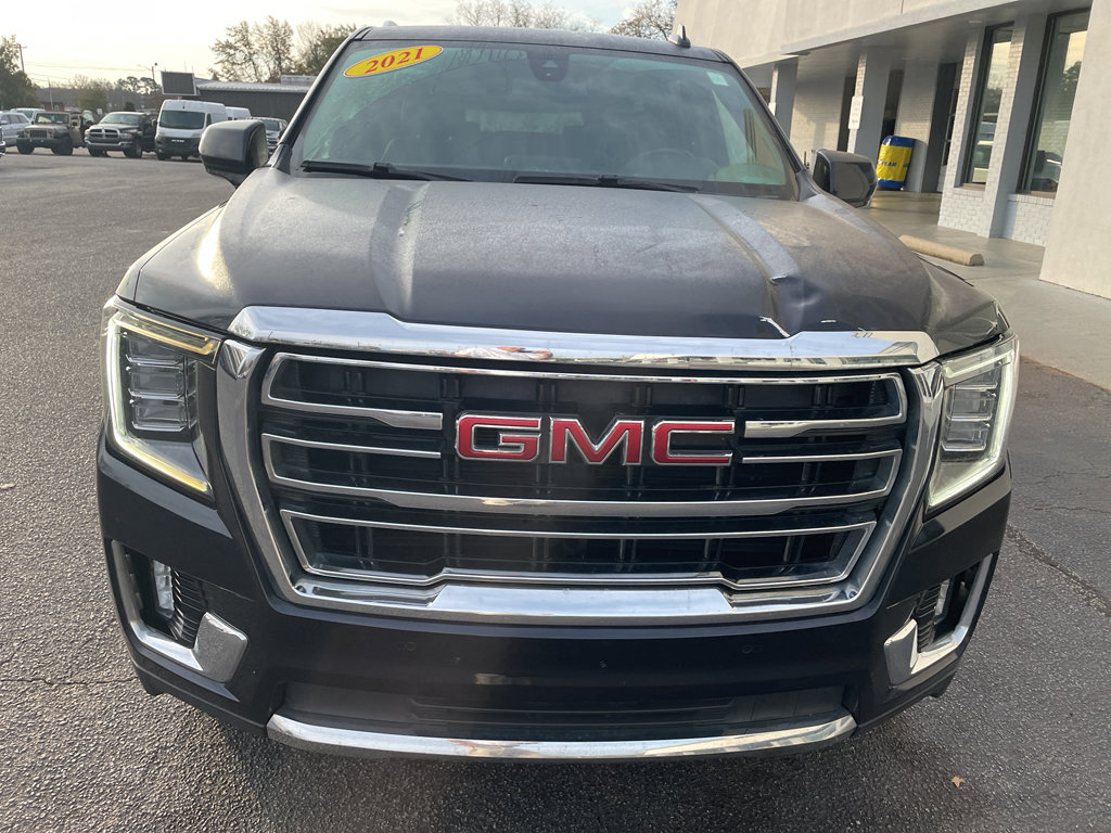 Used 2021 GMC Yukon XL SLT image 3
