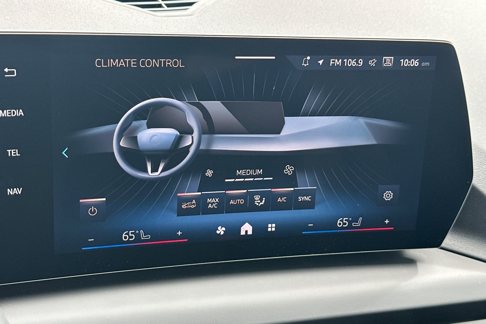 New 2026 BMW 228i w/ Technology Package FWD image 19