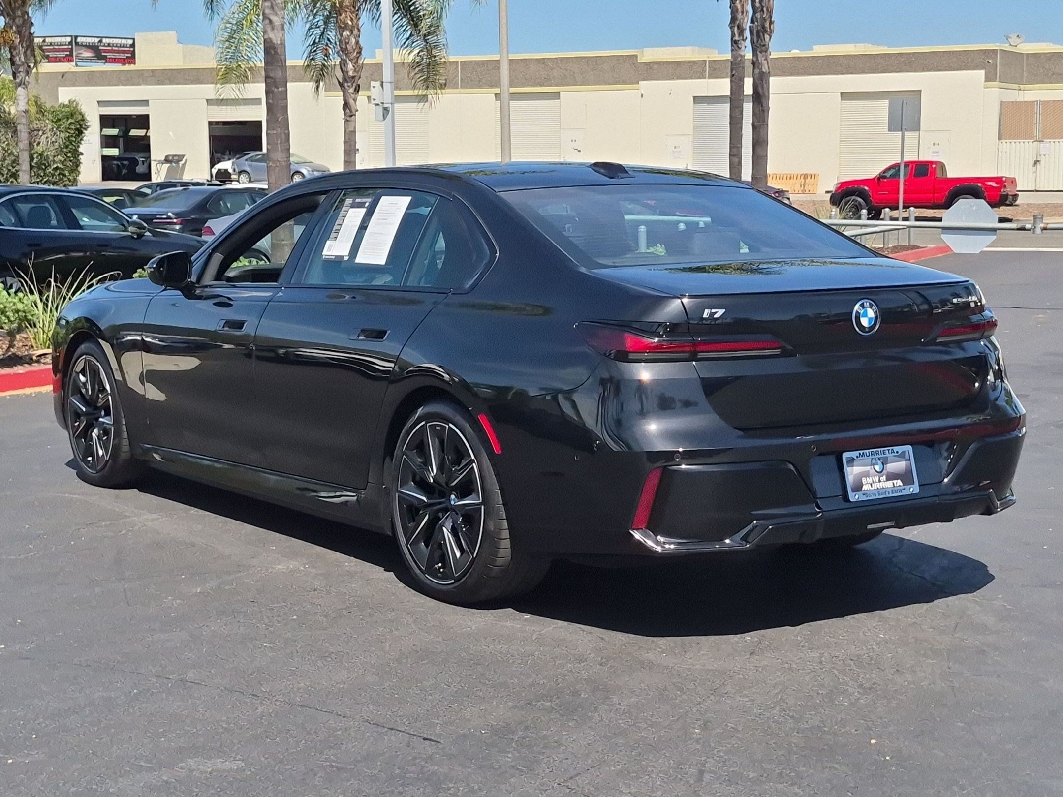 Used 2025 BMW i7 eDrive50 w/ M Sport Package RWD image 8