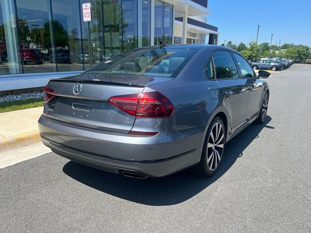 Used 2018 Volkswagen Passat 3.6 FWD image 8