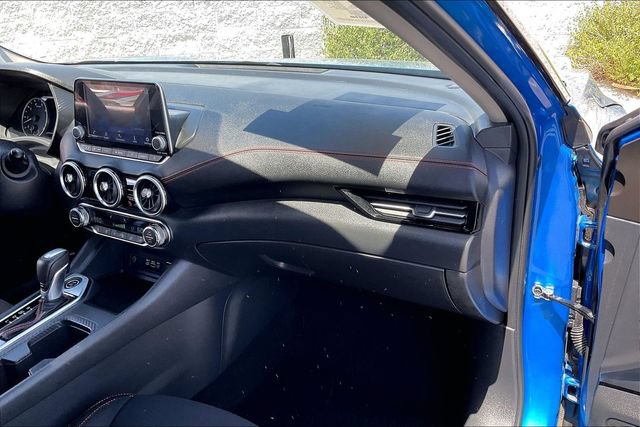 Certified 2025 Nissan Sentra SR FWD image 16